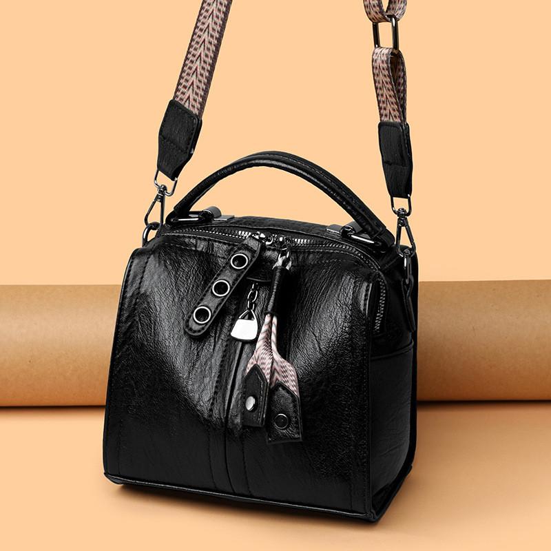 IELGY Retro Boston Bag Shoulder Crossbody Fashionable All-Match Large-Capacity Handbag