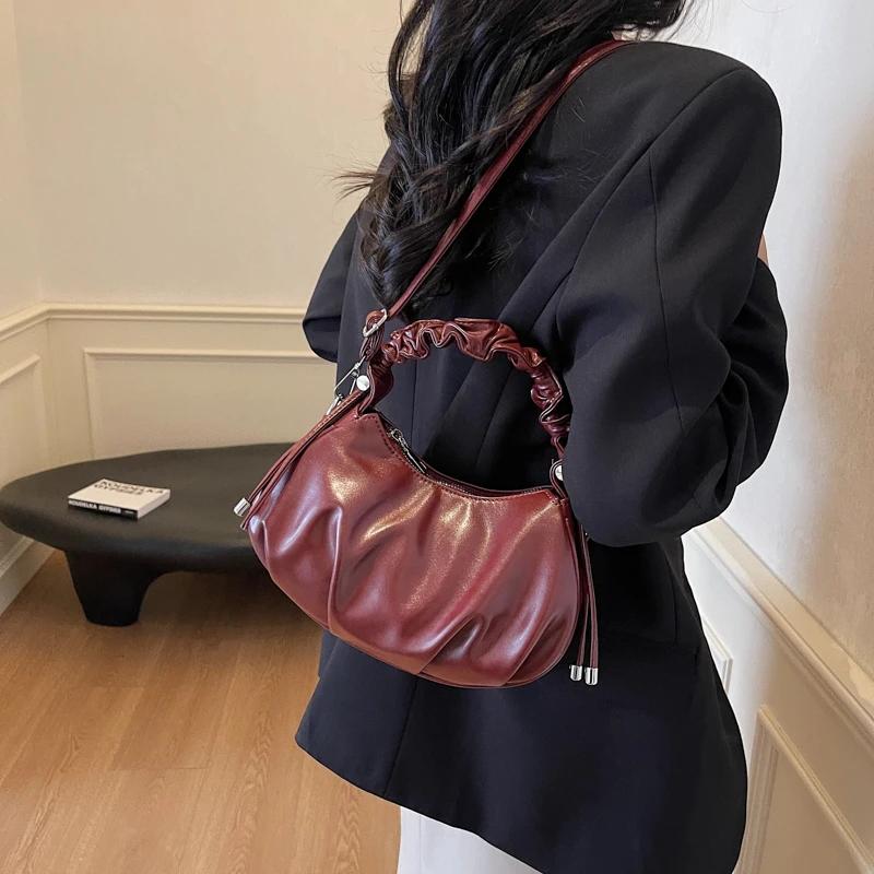 New Autumn and Winter PU Zipper Versatile Crossbody Bag  Fashionable Large Capacity Pleated Light Luxury Shoulder Bags