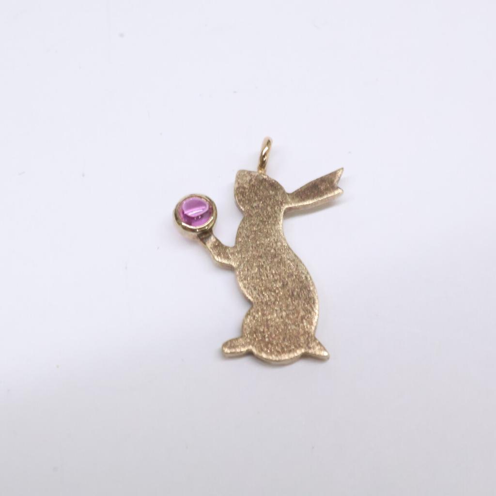 MOTHERHOUSE Ruby Rabbit Pendant Top, Standing Rabbit Pendant Top, K10 Chain Necklace, Total of 3 Pieces Necklace Yellow GoldUsed