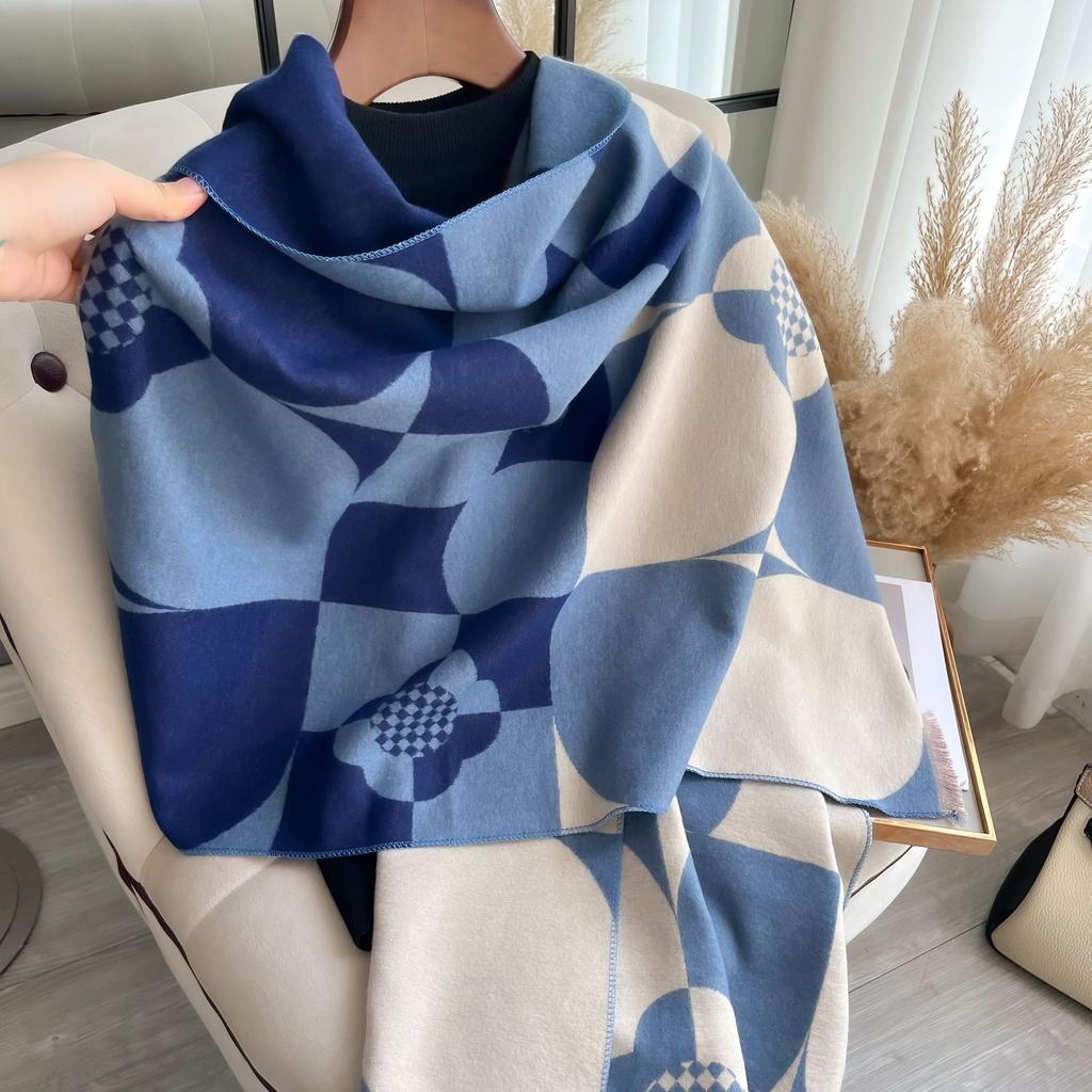Scarf Double-Sided Warm Four-Leaf Plaid Fashionable And Elegant Imitation Cashmere Scarf Shawl Women