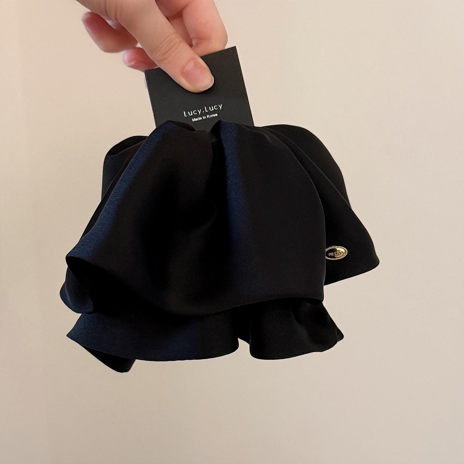 

Stylish and Versatile Ponytail Hair Clip for Commuting, Elegant and Sophisticated Shark Clip Hair Ornament чорний