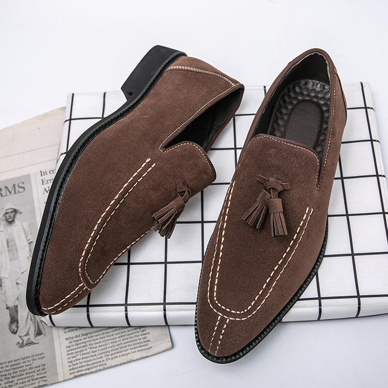 

Men s shoes large size new casual leather shoes fashion men s business dress shoes trend British style foot shoes 46