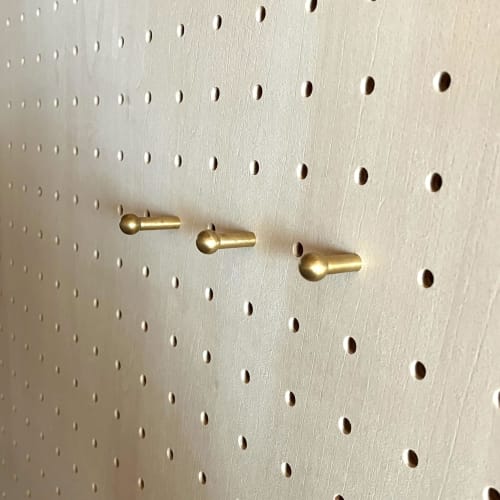 KEFU Brass Pin Hooks for Perforated Boards, Fits 5mm Holes, Pack of 5