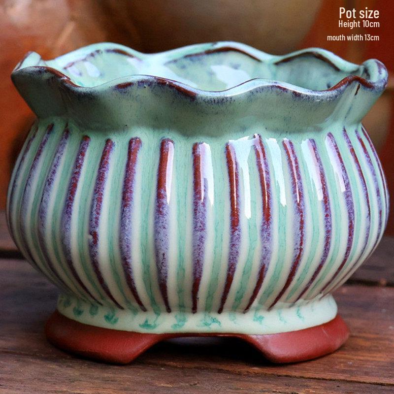 Handmade Medium-Sized Ceramic Pot with Feet – Succulent Planter in Breathable Colored Glaze Coarse Pottery.