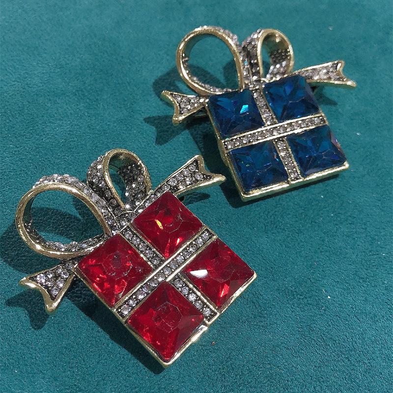 Retro Christmas Glass Rhinestone Brooch Gift Box - Fashion Holiday Pin for Coats and Suits