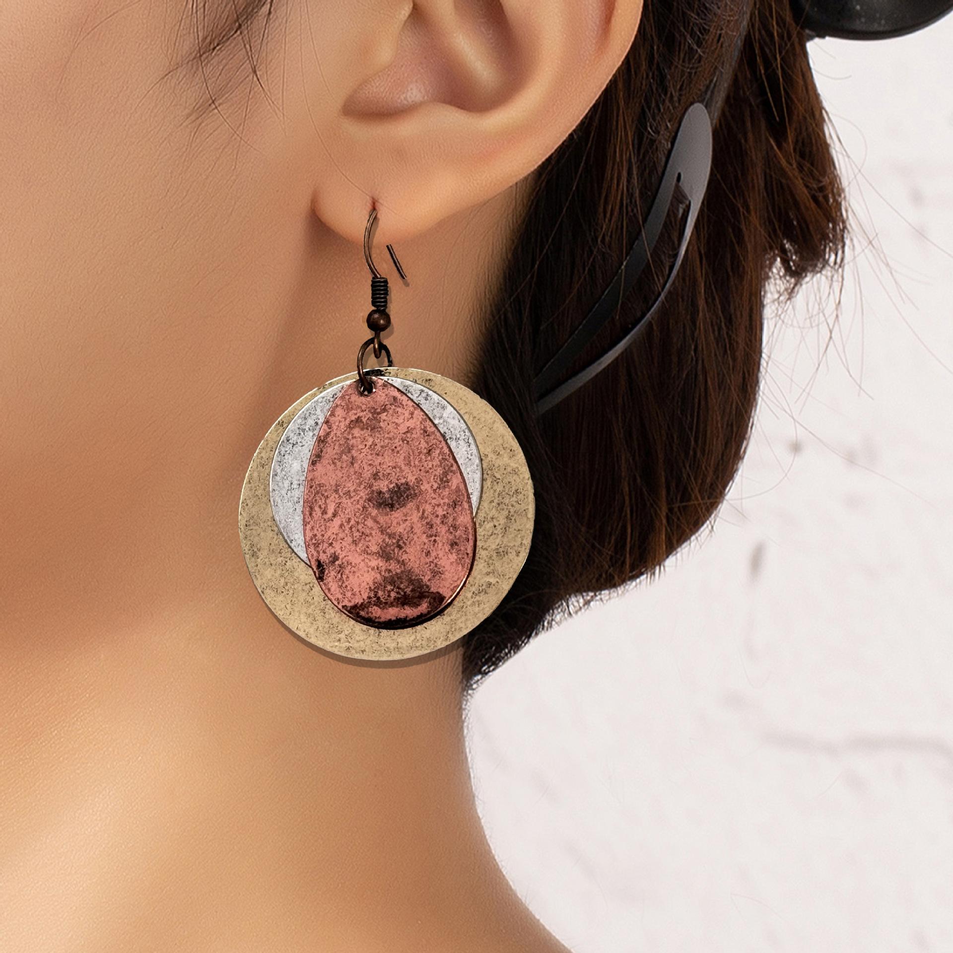 

Vintage distressed disc earrings золотий