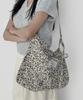 Atil Studio All-Season Oxford Graphic Shoulder Bag _ [Midnight Floral]