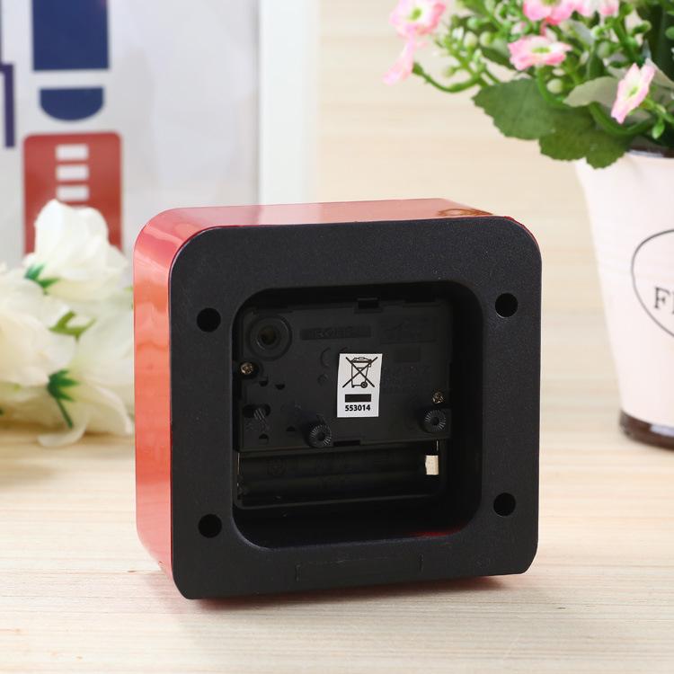 3.5 Inch Desk Clock Quartz Alarm Clock Bedroom Bedside Clock