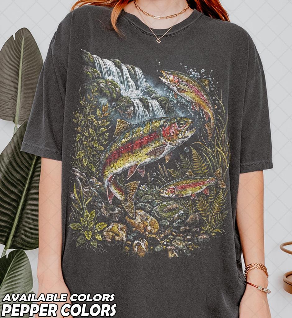Maglietta a tiratura limitata Comfort Colors Fauna Selvatica del Fiume, T-shirt Pesca d'Acqua Dolce, Maglietta Pesce Retrò, Maglietta Trota Persico Storione, Regali per Pescatori e Amanti della Natura