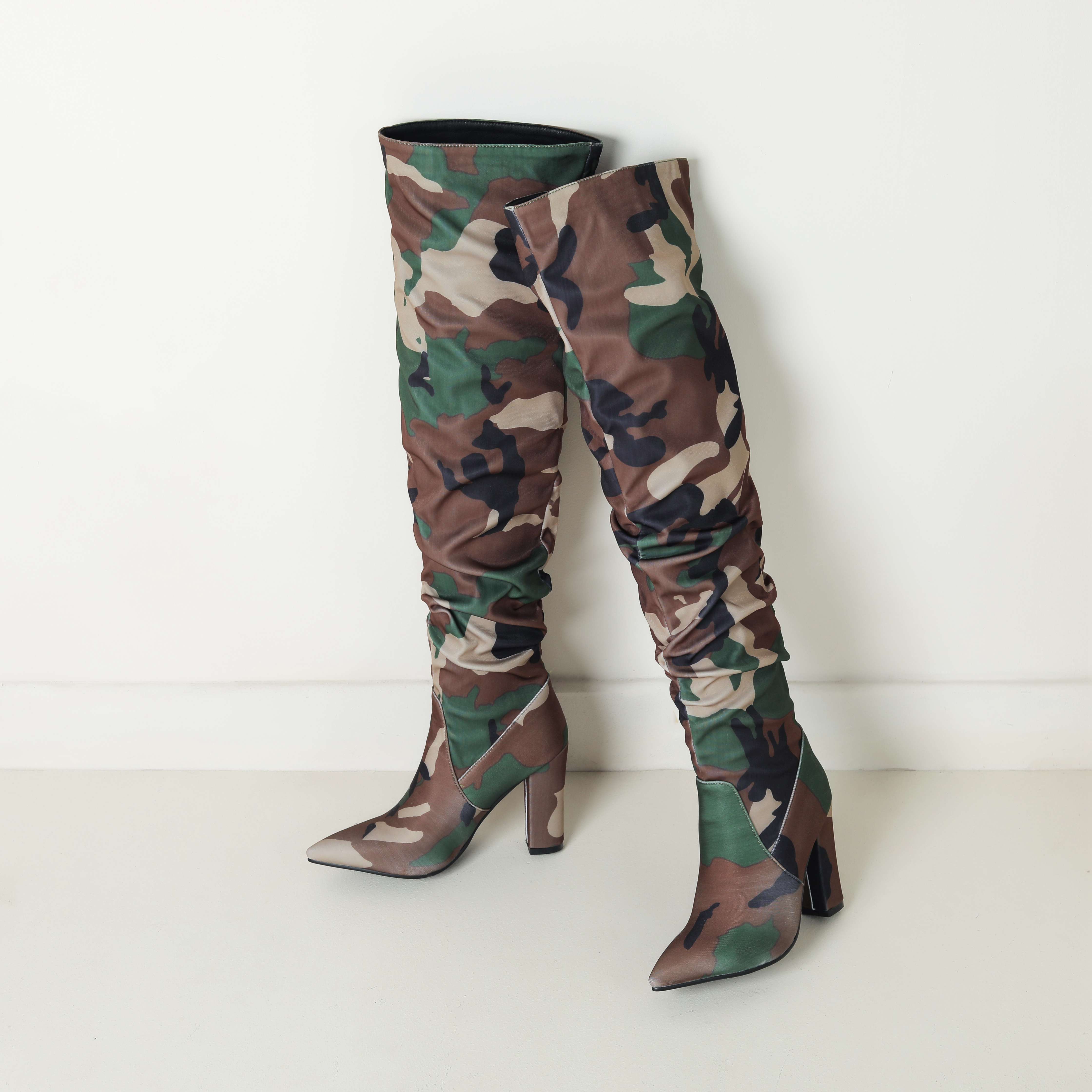 

Туфли Lenkisen из ткани с камуфляжным узором, осенне-зимние, на очень тонком каблуке, плиссированные ботинки, европейские теплые сапоги выше колена 37 коричневый