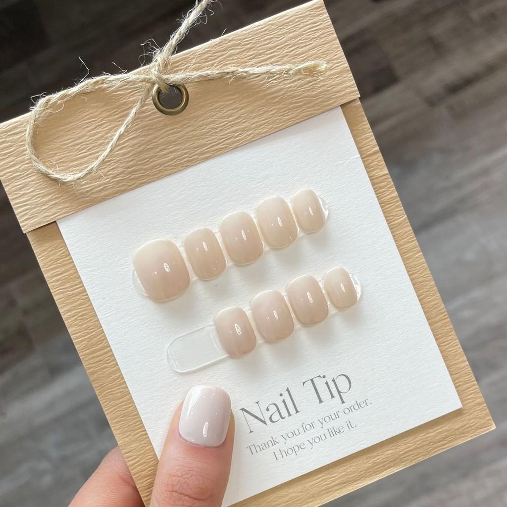 HANDMADE Square Round Artificial Nail Art Champagne Nude Cat'S Eye Pure Color Short Colorful Gentle Cream Rainbow Fake Nails Reusable