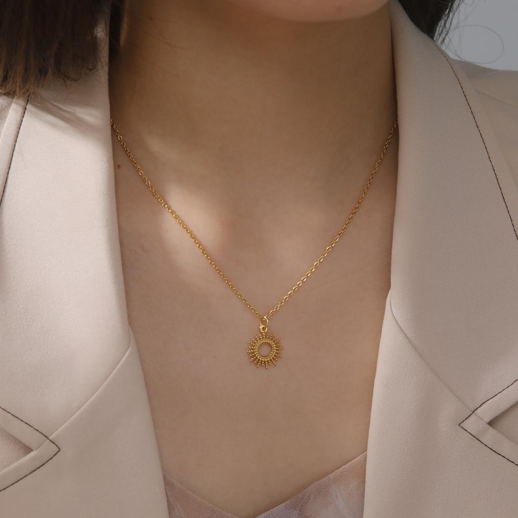 In Boho Sun Star Pendant Necklace for Women Stainless Steel Gold Choker Neck Chain Jewelry Birthday Gift