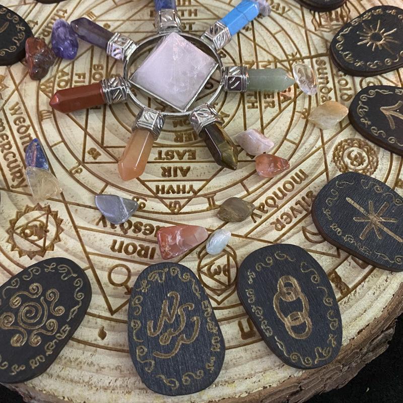 Wood Runes Stone Set Witches Rune Set 14 Pcs Engraved Rune Symbol For Divination