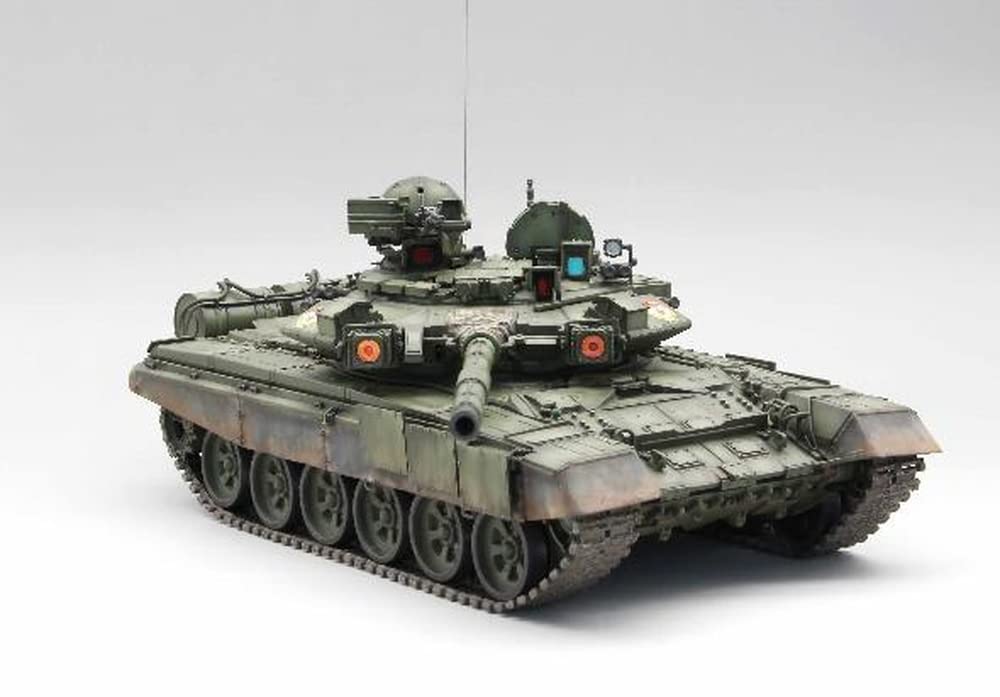 Amusing Hobby Amusing Hobby Russian Army Full Interior Plastic Model AMH35A050 1/35 T-90A