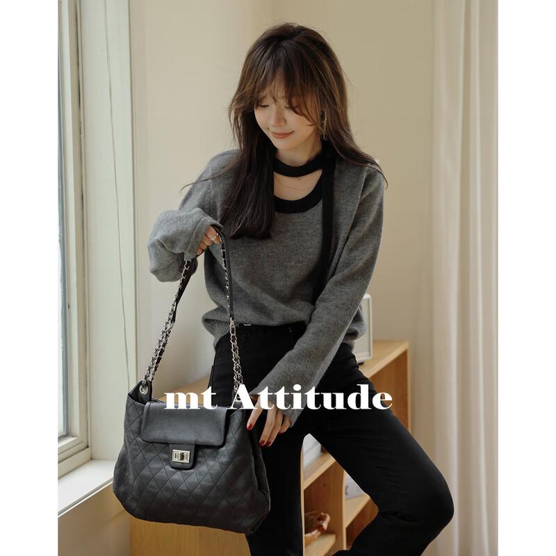 

Женский элегантный вязаный свитер с ажурным узором, цветными блоками и рукавами-клеш M