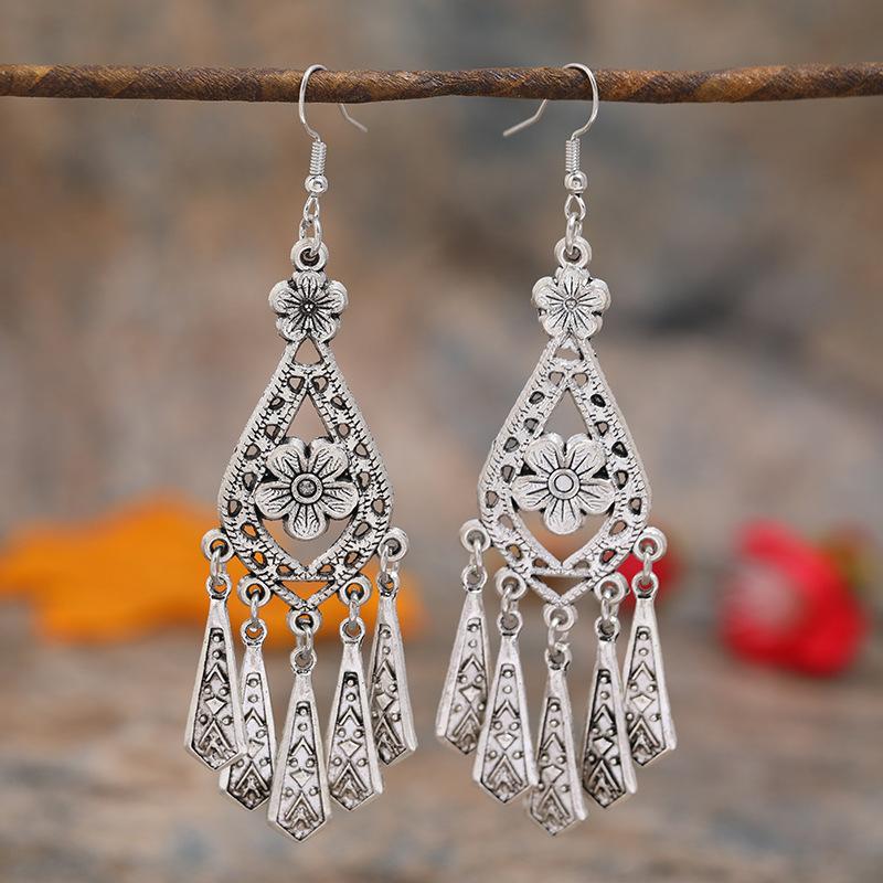 Retro Tibetan silver fringed earrings women's long temperament versatile earrings fashion personality vacation earrings