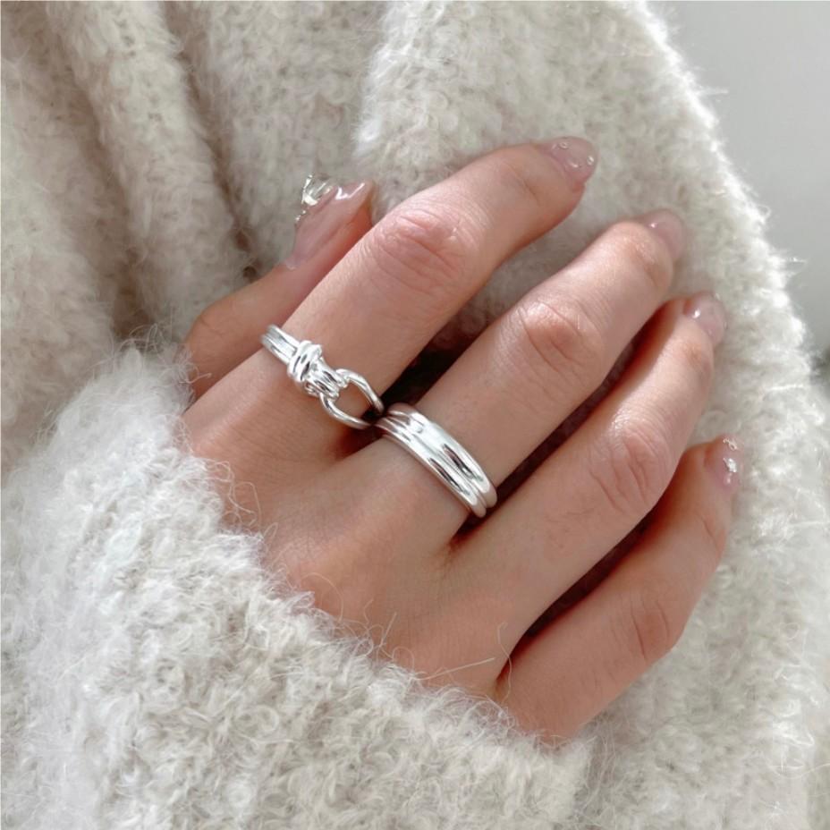 Double Layer Knot Hollow Adjustable Women's Ring - Popular INS Style Index Finger Accessory