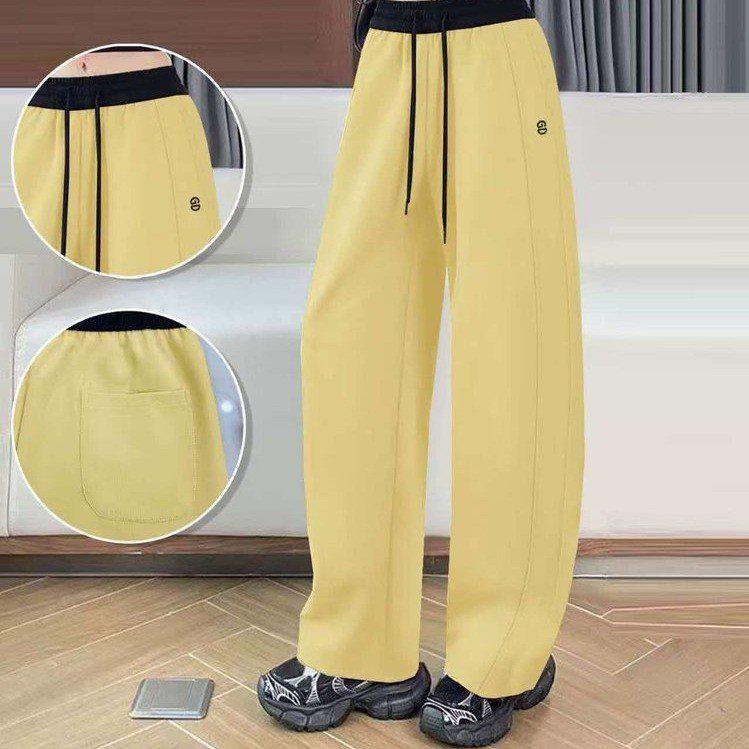 Versatile Red High-Waisted Casual Plus Size Pants for Middle-Aged and Elderly Women - Comfortable, Slimming, Sports-Ready Fit