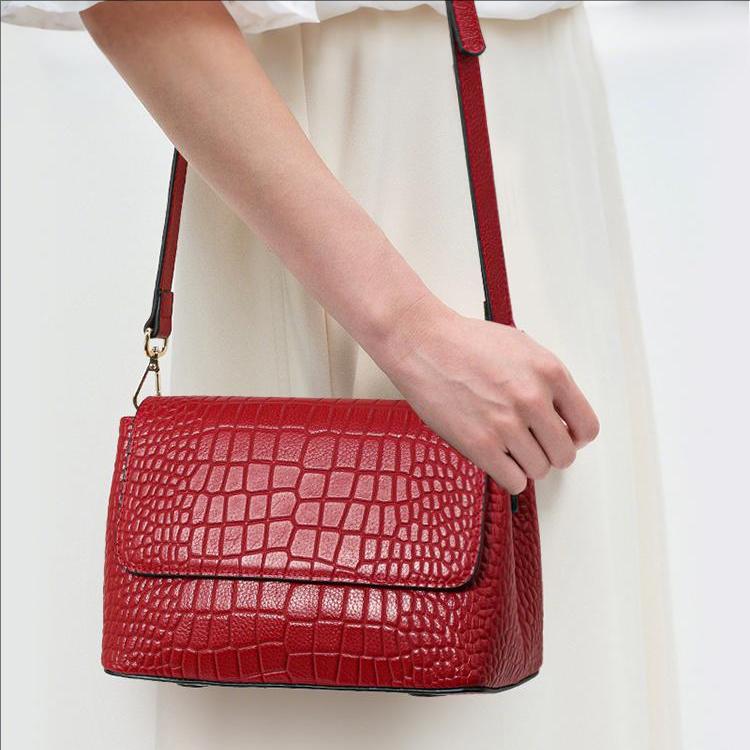 Women's Genuine Top Grain Leather Crossbody Bag Red Crocodile Pattern Shoulder Bag with Adjustable Strap and Flap Closure