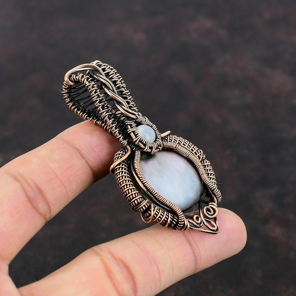 Black Mother Of Pearl Pendant Copper Wire Wrapped Pendant Handmade Gemstone Pendant Copper Jewelry Rainbow Moonstone Pendant Gift For Women
