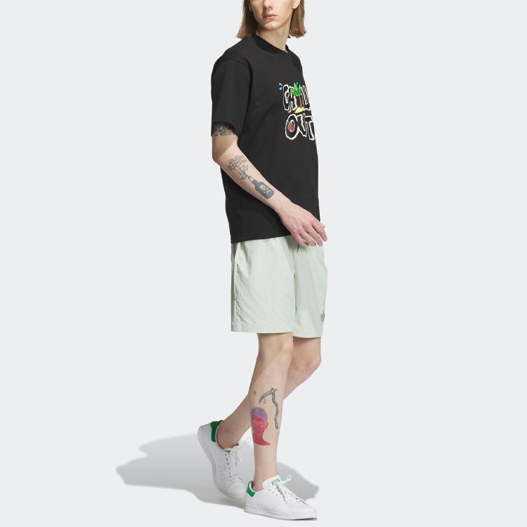 Adidas Originals Clover Woven Shorts With Monochrome Logo Patch Men Shorts Linen-Green IK8680