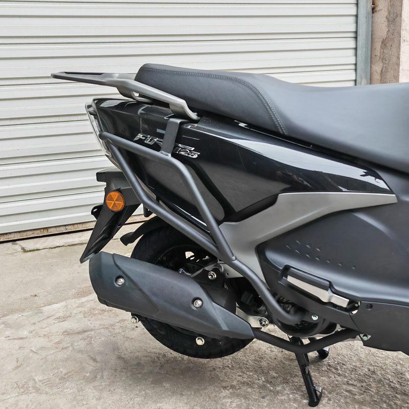 Qianjiang Hong 125 Scooter Front and Rear Guardrail Bumper Modification Anti-Fall Block