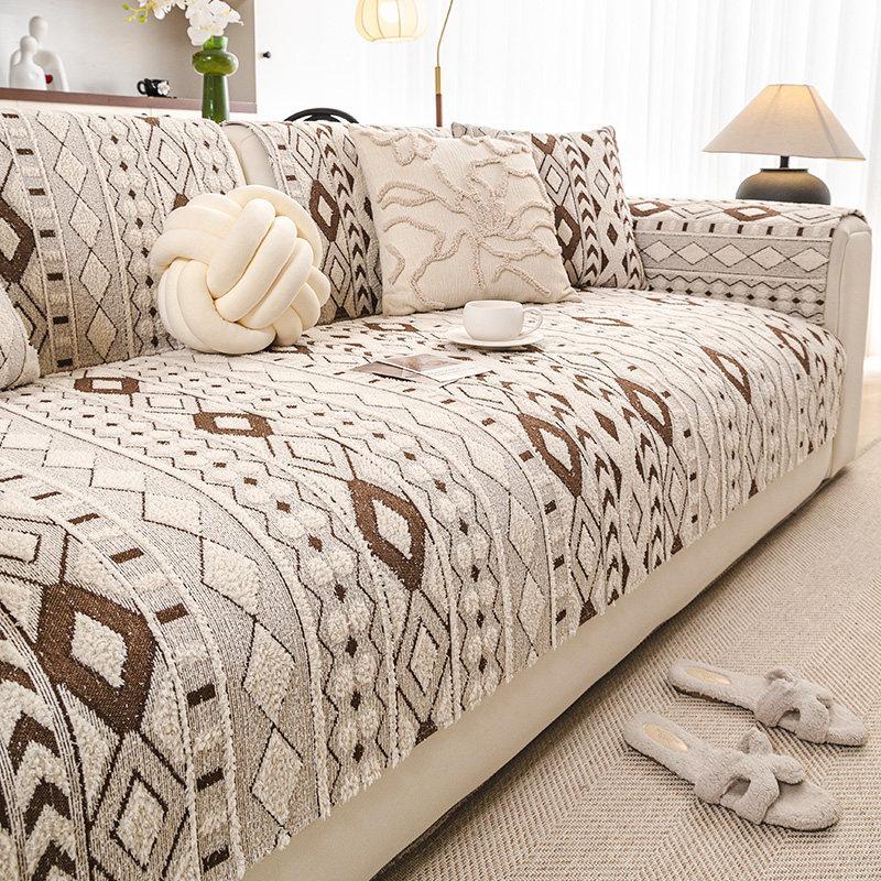 Half Velvet Thickened Sofa Cover Winter New Plush Fixed Non-Slip Cushion One-Piece Sofa Cover Durable Cat-Scratch Resistant
