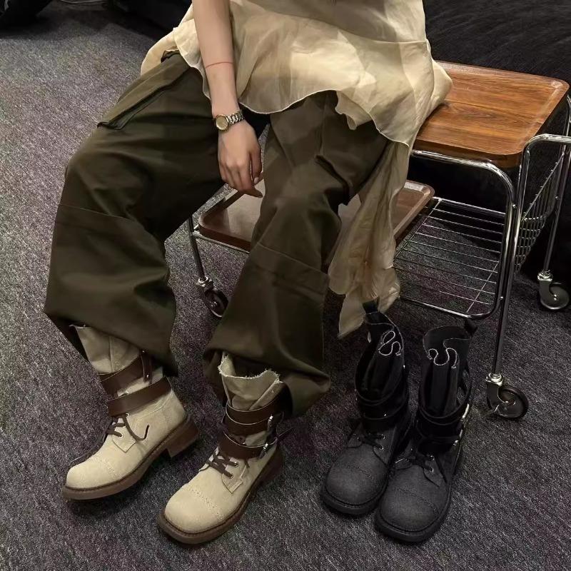 Fashion Autumn Winter New Style Ladies Short Boot Belt Buckle Decorated Cowboy Boots Wedge Heel Thick Sole Non-Slip Outdoor Boots Travel