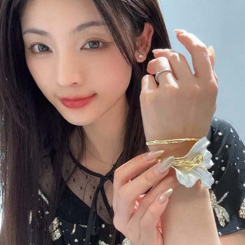 Openable Golden and White Bangle Armlet Metal Flower Bracelet Classical Tulip Bangle  Girls