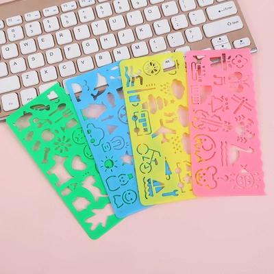 4 szt. Urocze Kolory Cukierków Szablony do Malowania dla Dzieci Mini Wzory Kreskówkowe Szablony PVC Puste Szablony PVC do Scrapbookingu Dziennika DIY