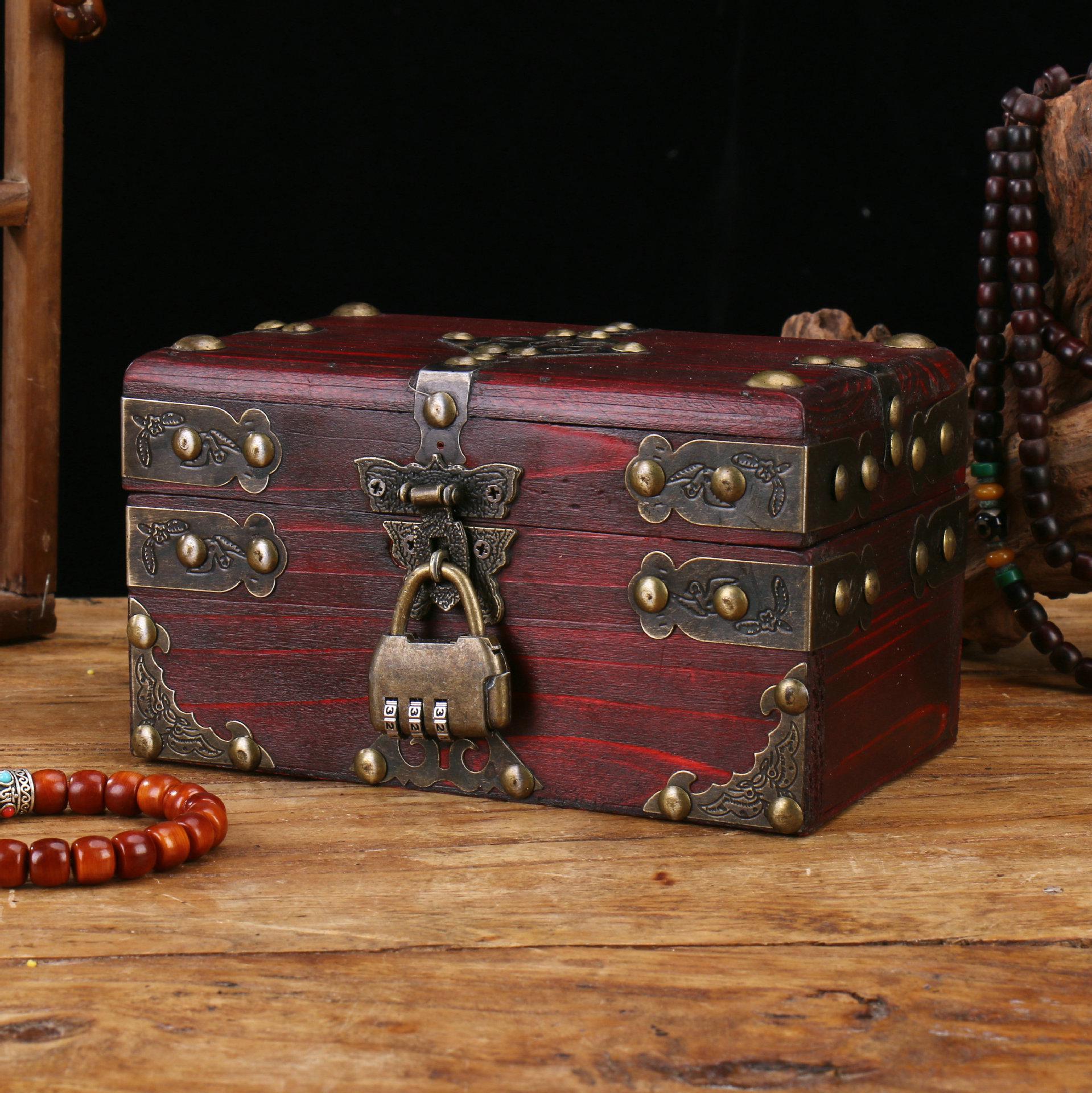 

Retro Wooden Lockable Jewelry Organizer Box - Small Crystal Storage Box