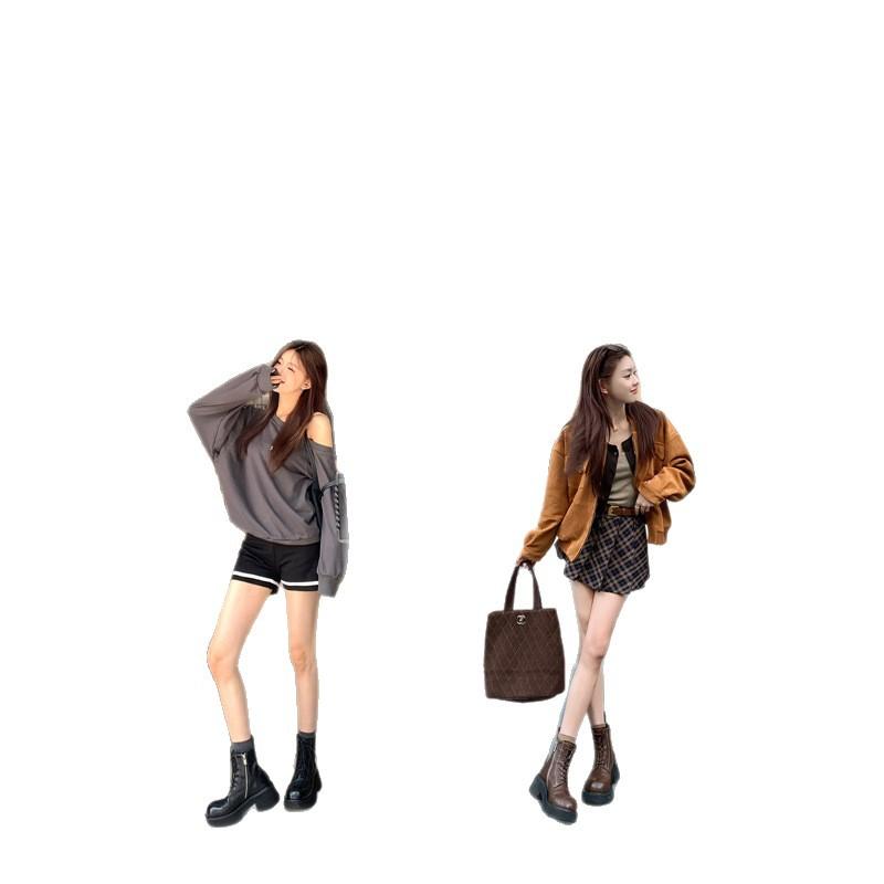 Traubenfarbene Damen-Retro-Lokomotiv-Kurzstiefel mit Schnalle, runder Zehenpartie, dicker Sohle und erhöhendem mittelhohem Schaft sind vielseitig für Mädchen in au.