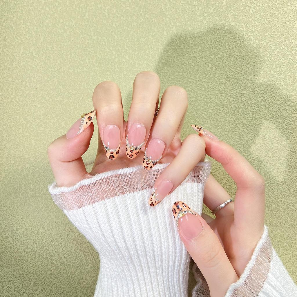 Handmade Nude Pink Leopard Print Rhinestone Nail Tips - Light Luxury, Eye-Catching & Shiny Manicure