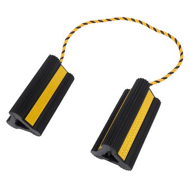 1 Pair Heavy Duty Wheel Chocks Black Rubber Wheel Stopper with Nylon Rope and Yellow Reflective
