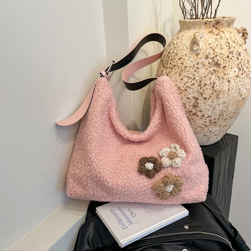 2025 Autumn and Winter New Large-capacity Woolen Messenger Bag Women's Versatile Japanese Solid Color Shoulder Bag Niche Tote Bag