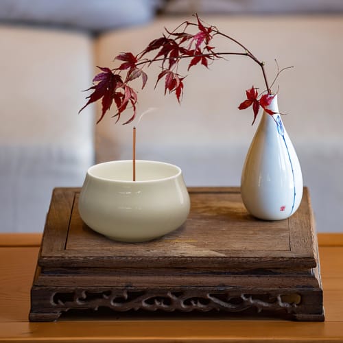 Nannlia Incense Burner, Stylish Mini Buddhist Altar Ceramic Incense Stick Holder, Incense Holder, Simple Design (Blue)