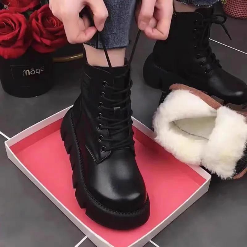 Heiß verkaufende Schneestiefel Damen Winter Baumwollstiefel Dicke kurze Stiefel Mittelalterliche und ältere warme Baumwollschuhe mit zusätzlichem Fleece