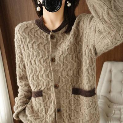 Autumn Winter Round Neck Knitted Cardigan Women's Loose Sweater Jacket Paired with Stylish Short Sweaters Top