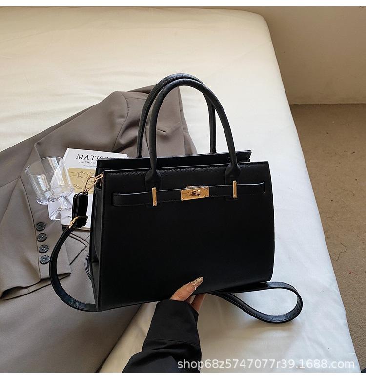 Bag Women's 2025 New Fashion Hand-held Middle-aged Mother Bag Shoulder Platinum Bag Large-capacity Commuter Messenger Women's Bag