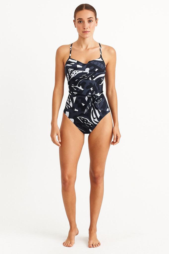 Y8741 Arena Triangle Butterfly One-Piece Swimsuit S