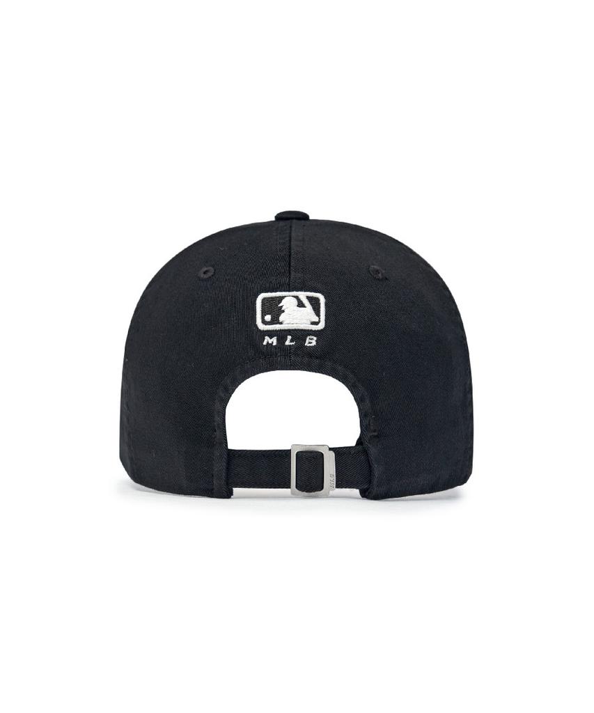 Emelbi Street Oval Cursive Unstructured Ball Cap Ny (Black)