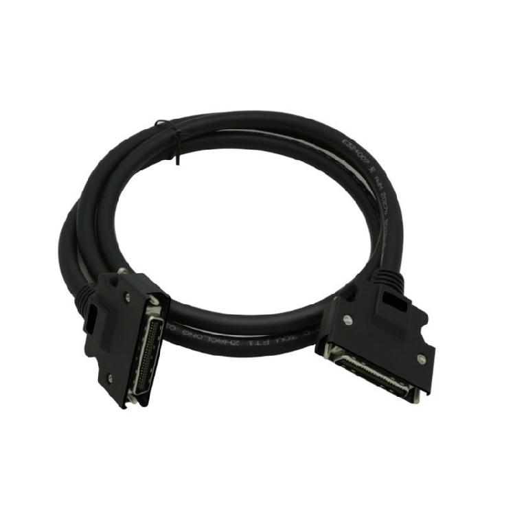 

Ruggeds SCSI50 Data Transfer Cord for Precisions Equipment Vibration Resistant Joints Factory Automation Applications