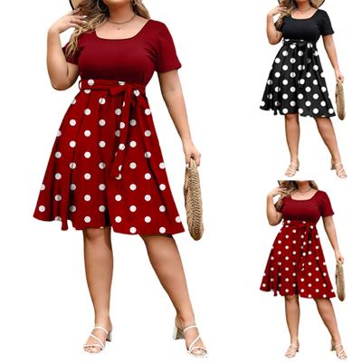 Women's Fashionable And Trendy Round Neck Short Sleeved Waist Print Dress In Plus Size