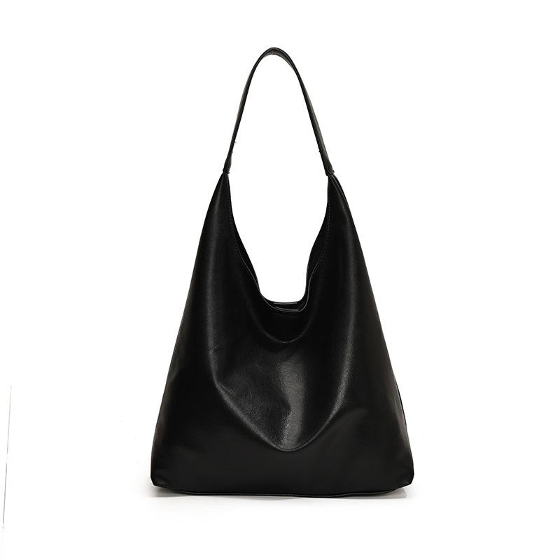 

Lazy wind soft leather armpit large capacity tote bag women s new fashion autumn and winter commuter single shoulder bucket bag tide