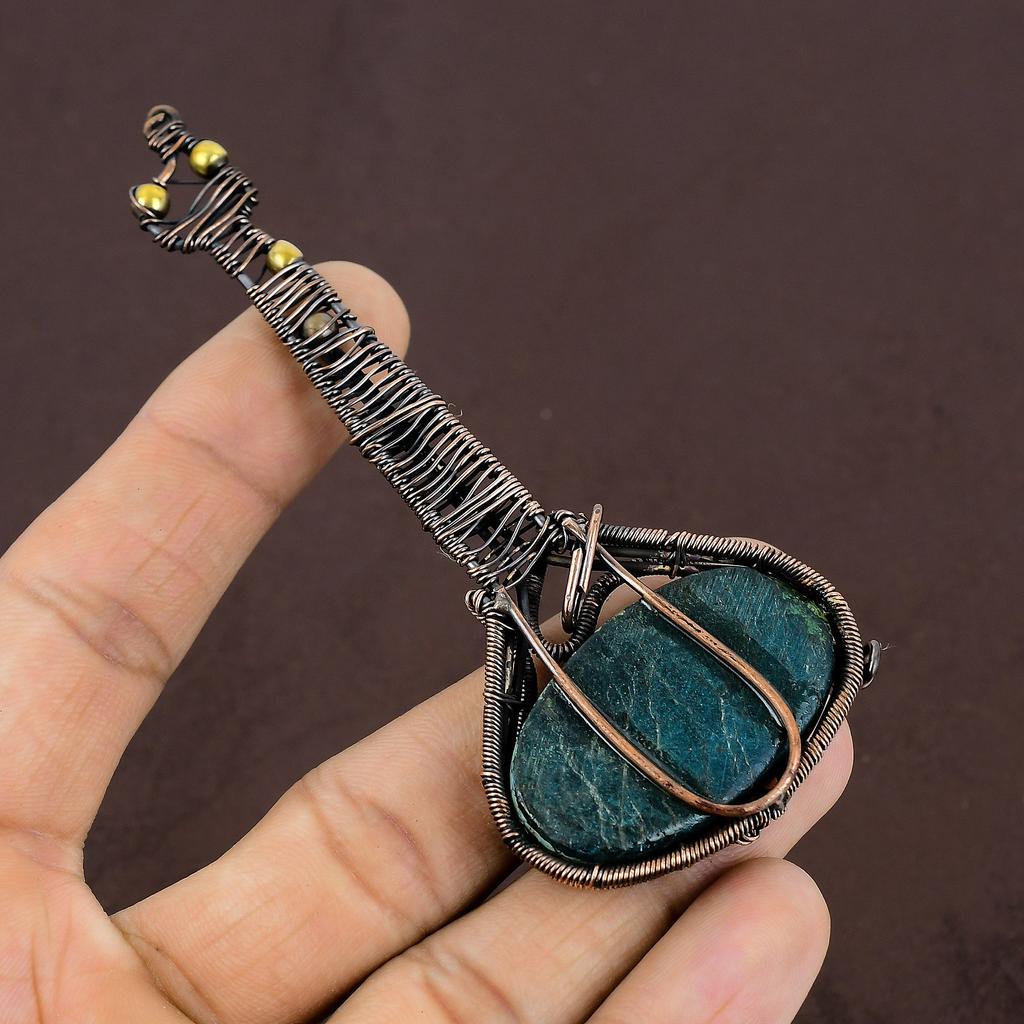 Natürlicher Gitarren-Anhänger mit tibetischem Türkis-Edelstein, Kupferdraht, 10 cm, M5d51