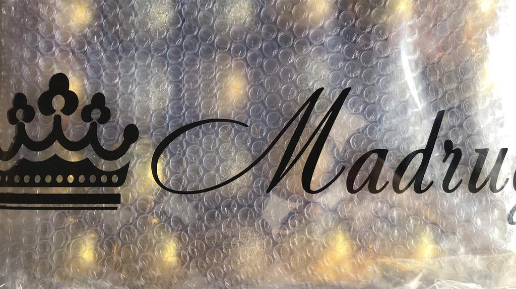Madrugada Christmas Ornament Available in 11 Perfect for Tree Christmas O325 Balls, 24-Piece Set, Colors, Decorations, Parties, (Champagne Gold, 8cm)