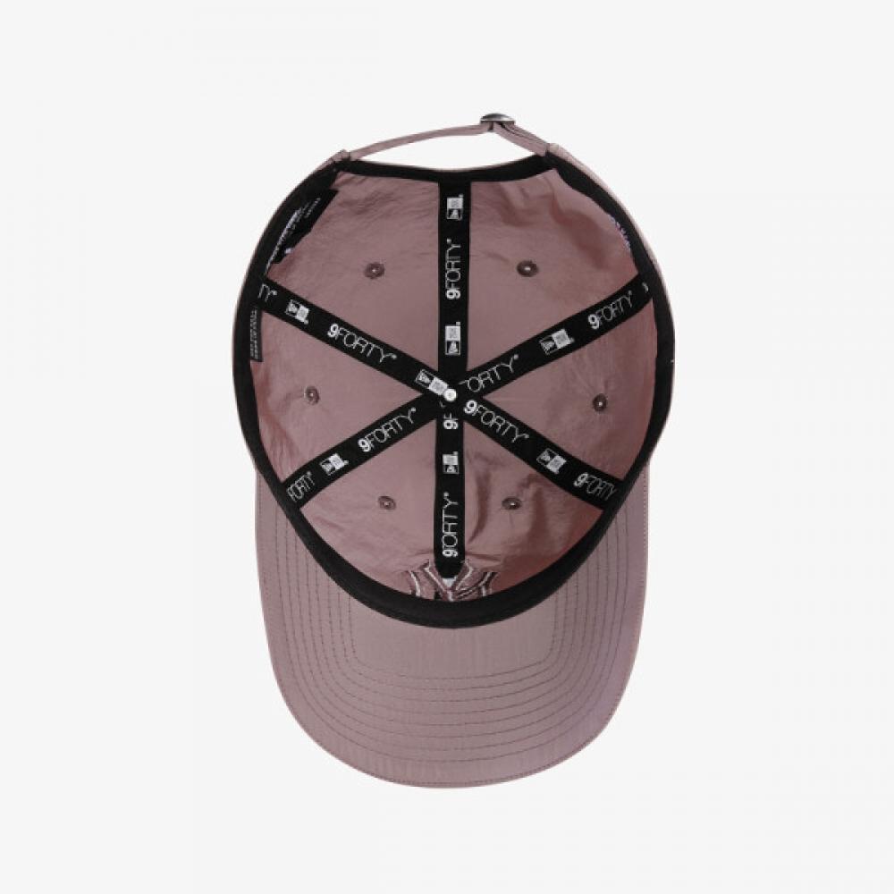 New Era New York Yankees Nylon Ballcap Pink