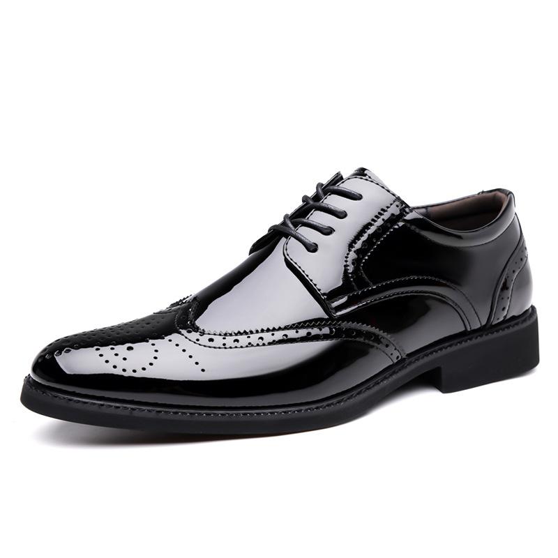 2025 New Carved Brock British Patent Leather Business Dress Leather Shoes Men's Lace-Up Derby Shoes Pointed Youth
