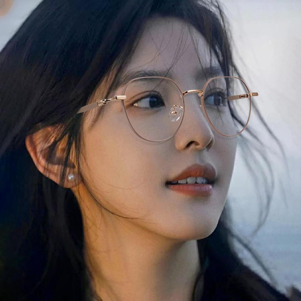 Trendy Fashion Big Frame Eyeglasses Lightweight High Quality Anti Blue Light Glasses Fashion Comfortable Unisex Eyewear