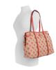 BEYZA GIRLFRIEND TOTE CGL [GUESS] Women's
